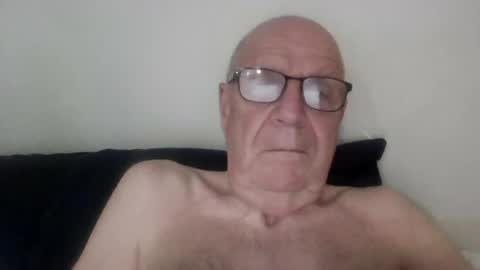 Snapshot of oggi95 chatting on July 2026 06:17:02 AM oggi95 online show from July 2026 06:17:02 AM