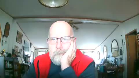 Snapshot of ogusbogus chatting on December 2025 08:27:02 PM Maximus No Mo online show from December 2025 08:27:02 PM