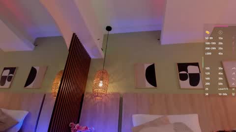 Holly online show from June 2026 11:27:02 AM