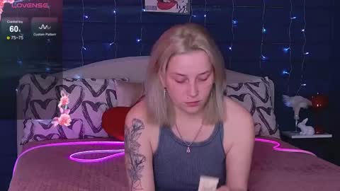 oh_my_julia online show from May 2026 08:21:02 AM