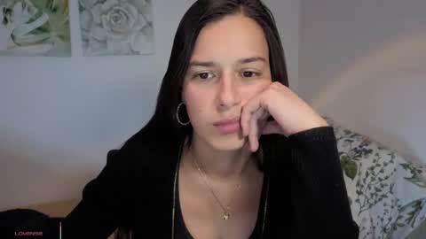 ohanna_ online show from April 2026 12:30:02 AM