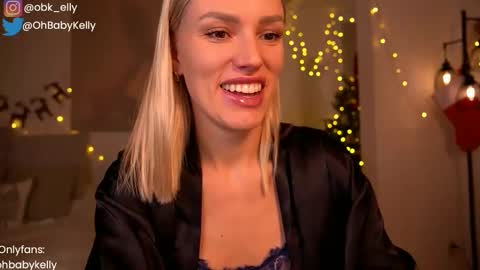 Snapshot of ohbabykelly chatting on December 2024 01:07:01 AM Kelly online show from December 2024 01:07:01 AM