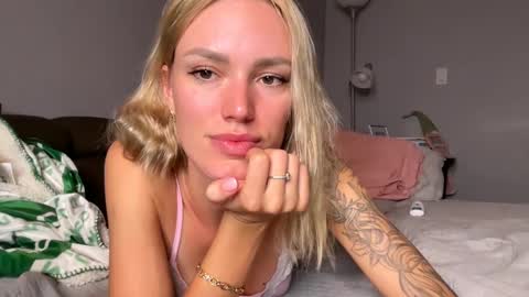 Snapshot of ohbabykelly chatting on February 2025 02:16:02 AM Kelly online show from February 2025 02:16:02 AM