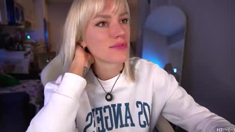 Snapshot of ohbabykelly chatting on November 2025 11:26:02 PM Kelly online show from November 2025 11:26:02 PM