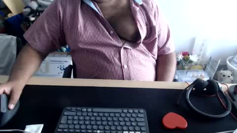 Snapshot of ohfck11 chatting on July 2026 09:33:02 AM Chubby Gary online show from July 2026 09:33:02 AM