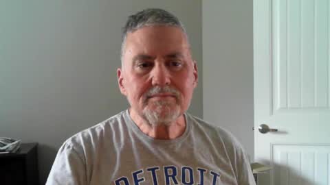 Snapshot of ohfukitsbob chatting on June 2026 05:02:02 PM ohfukitsbob online show from June 2026 05:02:02 PM