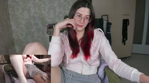 Snapshot of ohmygoddestkimmy chatting on September 2025 03:12:01 AM Kmmy online show from September 2025 03:12:01 AM