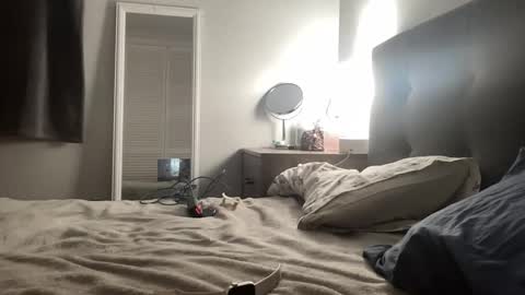 riley online show from October 2025 09:04:01 PM