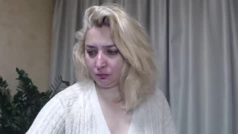 Iren online show from October 2025 04:57:02 AM