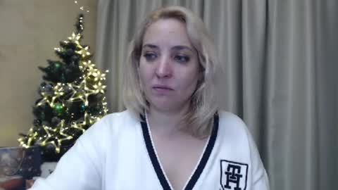 Mari online show from December 2024 06:16:01 PM