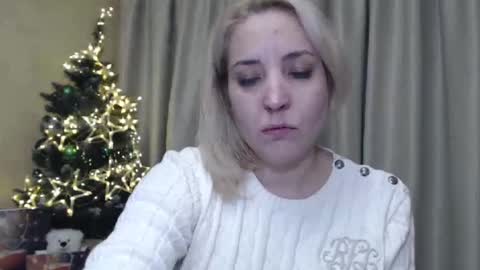 Mari online show from December 2024 03:06:02 PM