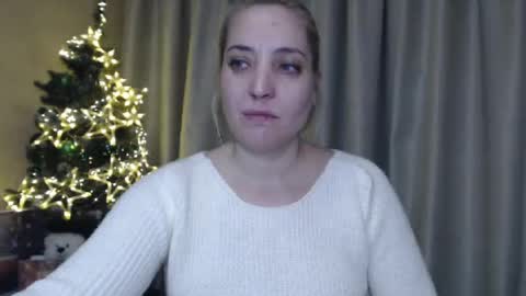 Mari online show from December 2024 07:05:02 PM