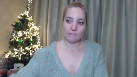 Mari online show from December 2024 04:40:02 PM