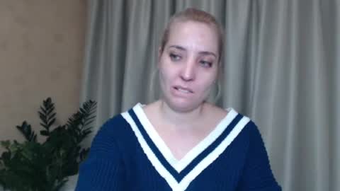 Mari online show from January 2025 05:33:01 PM