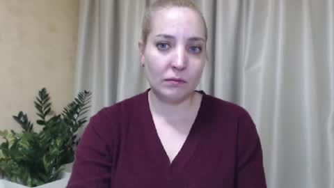 Mari online show from January 2025 06:38:02 PM