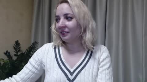 Mari online show from January 2025 05:10:01 PM