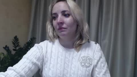 Mari online show from January 2025 04:48:02 PM