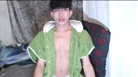 OISHI1II online show from December 2024 09:06:01 AM