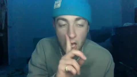 W online show from February 2026 12:37:02 AM