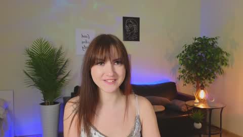 Snapshot of okii_vibes chatting on January 2025 06:42:01 AM Christy online show from January 2025 06:42:01 AM