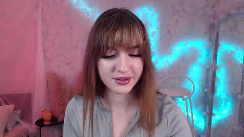 Snapshot of okii_vibes chatting on February 2025 06:20:01 AM Christy online show from February 2025 06:20:01 AM