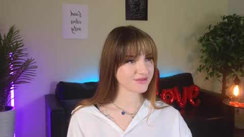 Snapshot of okii_vibes chatting on February 2025 09:28:01 AM Christy online show from February 2025 09:28:01 AM