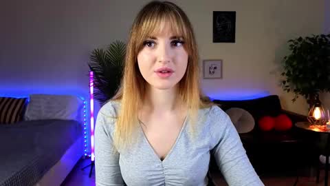 Snapshot of okii_vibes chatting on March 2025 06:04:01 AM Christy online show from March 2025 06:04:01 AM