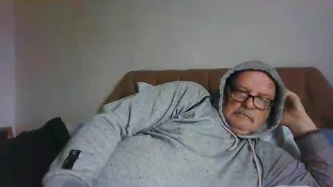 old_fkrr_ online show from November 2025 12:13:01 PM