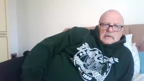 old_fkrr_ online show from November 2025 10:18:01 AM