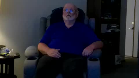 Snapshot of old_guy111 chatting on June 2026 03:07:01 AM old_guy111 online show from June 2026 03:07:01 AM