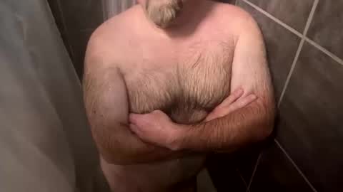 Snapshot of oldbones2 chatting on October 2025 12:43:01 AM oldbones2 online show from October 2025 12:43:01 AM