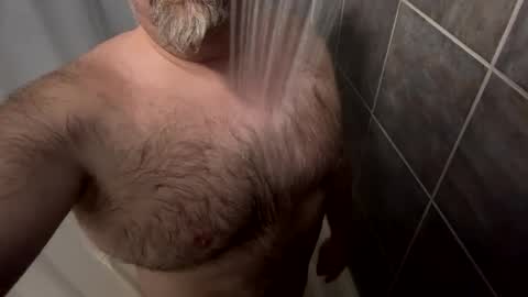 Snapshot of oldbones2 chatting on November 2025 10:46:01 PM oldbones2 online show from November 2025 10:46:01 PM