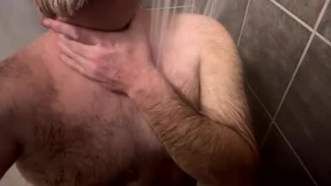 Snapshot of oldbones2 chatting on March 2026 01:14:01 AM oldbones2 online show from March 2026 01:14:01 AM