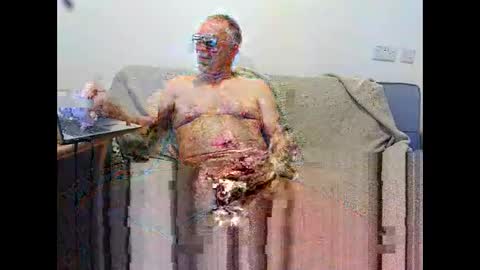 Snapshot of oldercock1411 chatting on November 2025 03:23:01 PM oldercock1411 online show from November 2025 03:23:01 PM