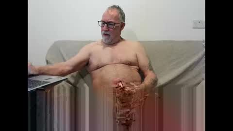 Snapshot of oldercock1411 chatting on November 2025 08:13:02 AM oldercock1411 online show from November 2025 08:13:02 AM