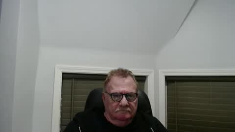Snapshot of oldguybigd chatting on March 2026 04:08:01 AM oldguybigd online show from March 2026 04:08:01 AM