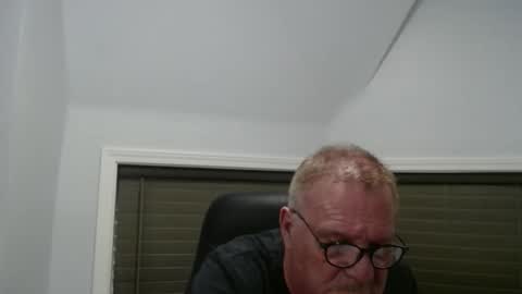 oldguybigd online show from May 2026 06:29:01 AM