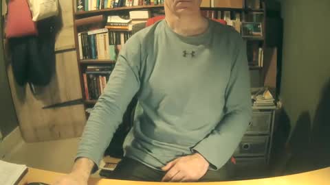 Snapshot of oldhairybastard chatting on January 2025 08:13:02 AM oldhairybastard online show from January 2025 08:13:02 AM