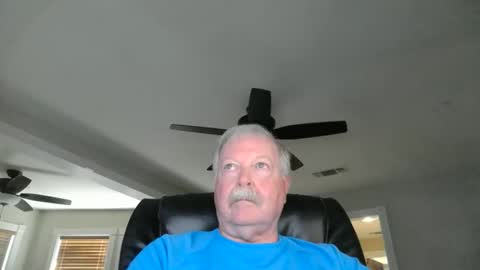 Snapshot of oldlakeguy chatting on October 2025 08:13:02 PM OldLakeGuy online show from October 2025 08:13:02 PM