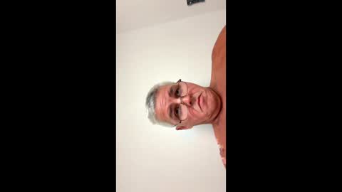 OldrM online show from September 2025 09:37:01 PM