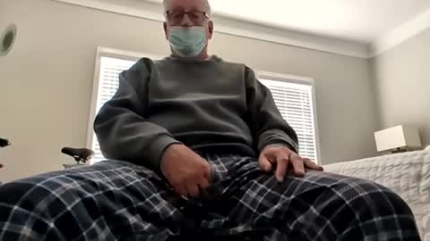 oldsubman online show from December 2025 02:04:02 PM