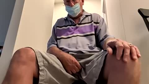 Snapshot of oldsubman chatting on March 2026 09:41:01 PM oldsubman online show from March 2026 09:41:01 PM