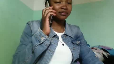 Snapshot of olgaaldy chatting on October 2025 12:14:02 PM olgaaldy online show from October 2025 12:14:02 PM