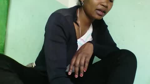 Snapshot of olgaaldy chatting on October 2025 06:47:01 AM olgaaldy online show from October 2025 06:47:01 AM