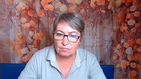 Snapshot of olgaluck chatting on December 2025 11:15:01 AM OlgaLuck online show from December 2025 11:15:01 AM