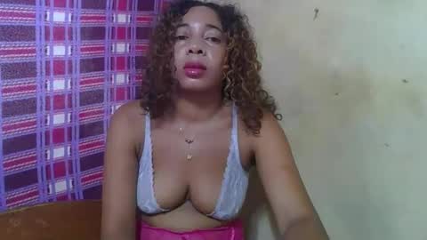 olinaa online show from April 2026 02:51:02 AM