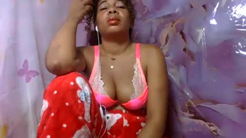 olinaa online show from June 2026 05:29:01 PM