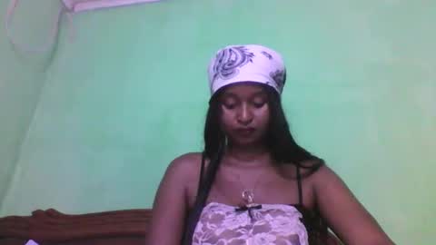 olinah610 online show from November 2025 09:14:02 PM