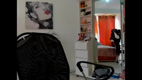 olivahot30 online show from January 2025 06:51:02 PM