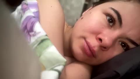 Snapshot of olivepeach chatting on December 2024 09:07:02 AM Oil online show from December 2024 09:07:02 AM
